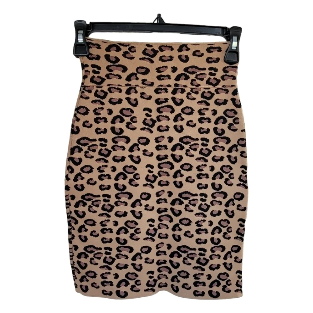BCBG MaxAzria Leopard Print Bodycon Mini Skirt S Mob Wife Y2K Party Club NWOT - Picture 6 of 9